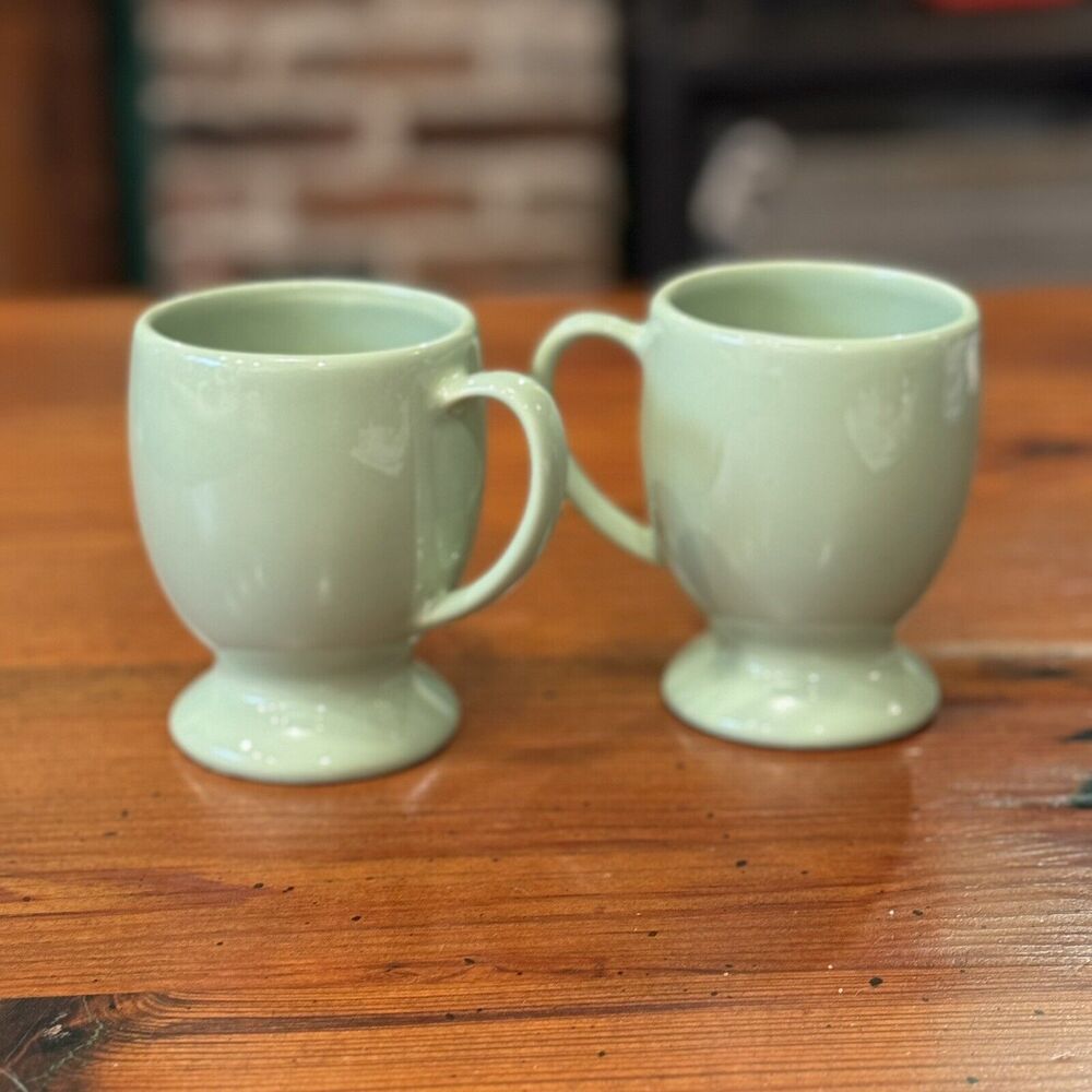 Hospitality Collection GP Gail Pittman 2 Sage Green 12 oz Pedestal Coffee Mugs
